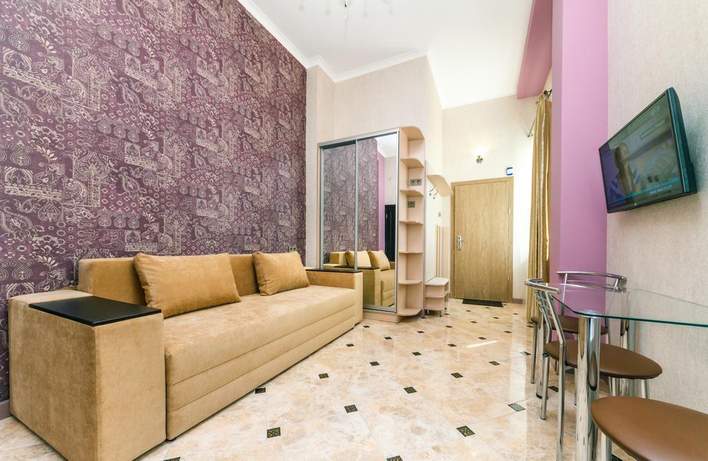 Bogdan Hall Kiew Exterior foto